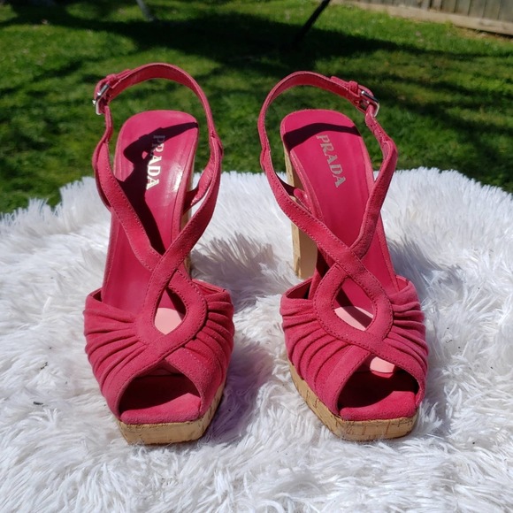 PRADA PINK SUEDE PLATFORM HEELS SIZE 37.5 - Picture 3 of 16